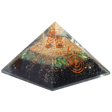 Black Tourmaline With Green Aventurine Orgonite Crystals Pyramid